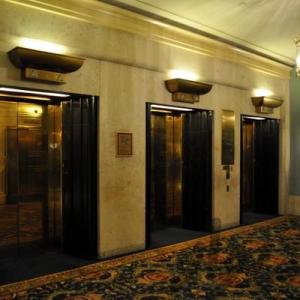 فروش ، نصب و نگهداری آسانسور